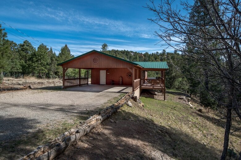New Mexico Mountain Pines Cabin - Three Bedroom Cabin