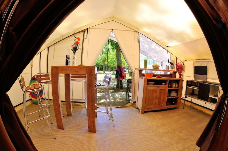 Camping La Yole