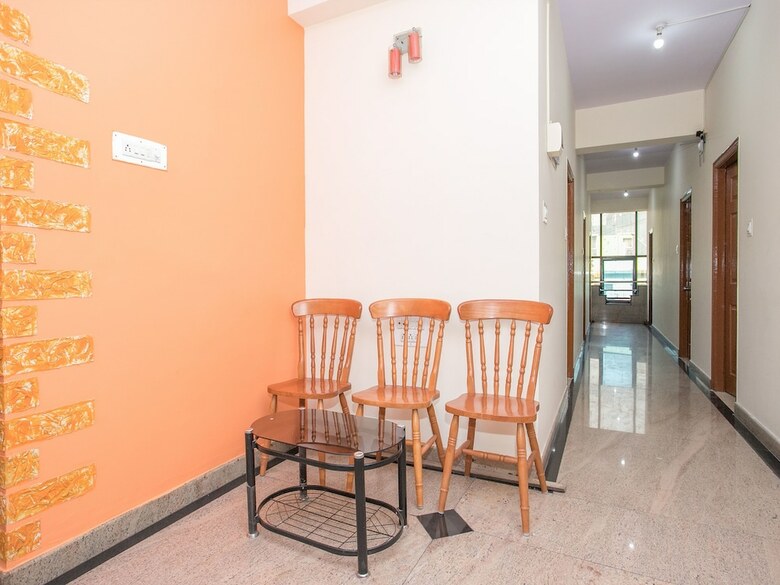 Hotel Oyo 12024 Sree Nandanam Residency