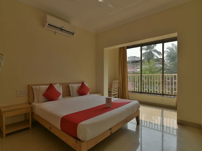 Hotel Oyo 12993 Pramila Court