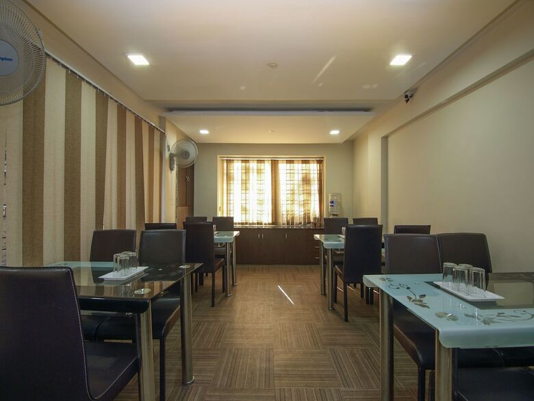 Apartamentos Oyo 12977 Hotel 22 Lw