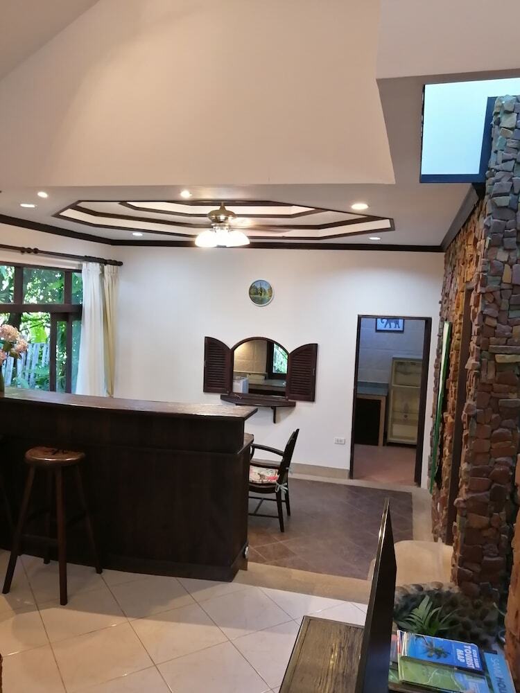 Polina Park Hotel
