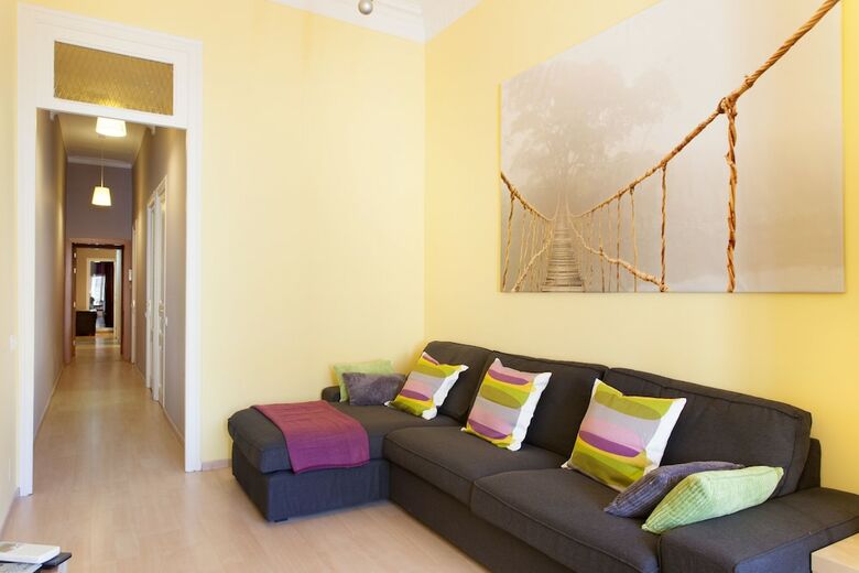 Barcelonaforrent The Living Apartment