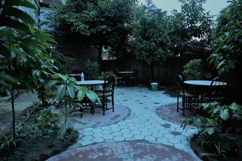 Hotel Holy Temple Tree & Chautari Cafe.