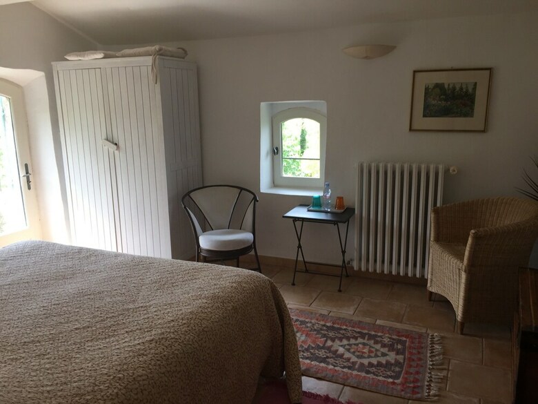Hotel Chambres D'h�tes Et Mas - Les Bouisserettes