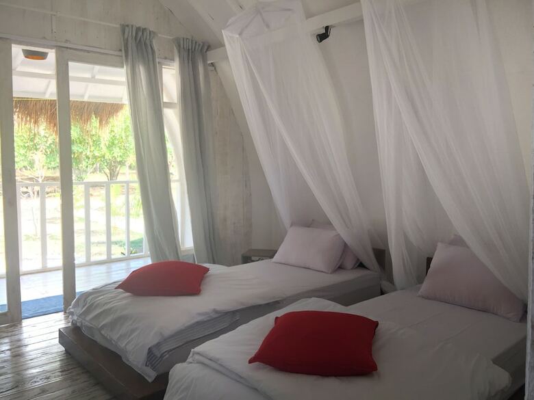 Hotel Maleo Moyo Seaside Resort
