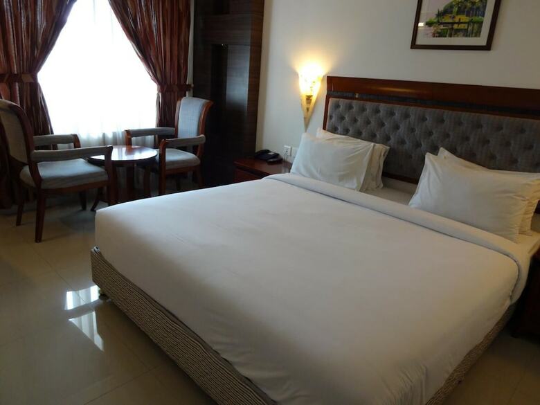 Hotel Kunnathan Residency