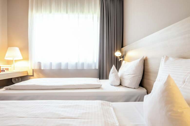 Serways Hotel Feucht Ost
