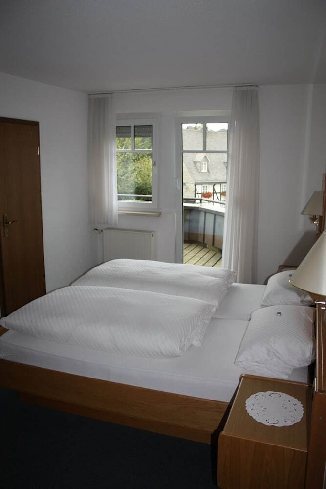 Hotel Pension Hunaustuben