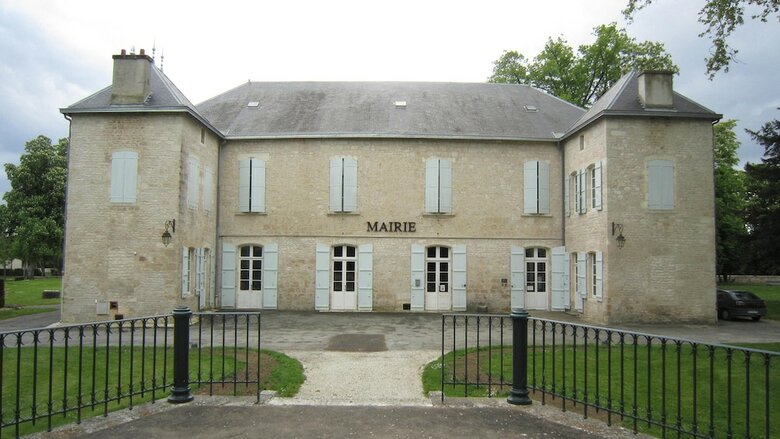 Hotel Chambres D'h�tes Le Clos De La Garenne