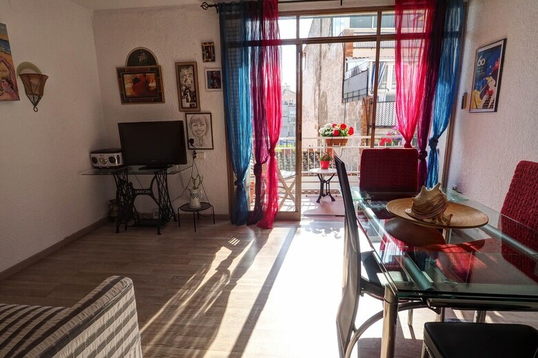 Aquarium Apartment
