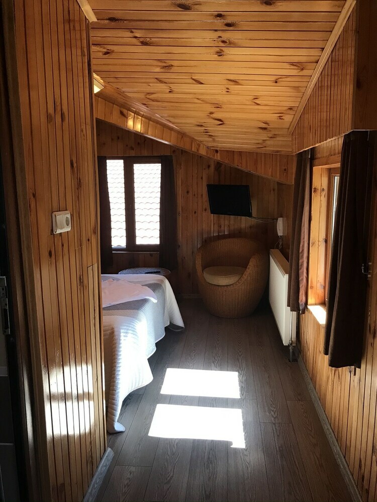 Ozkan Hotel