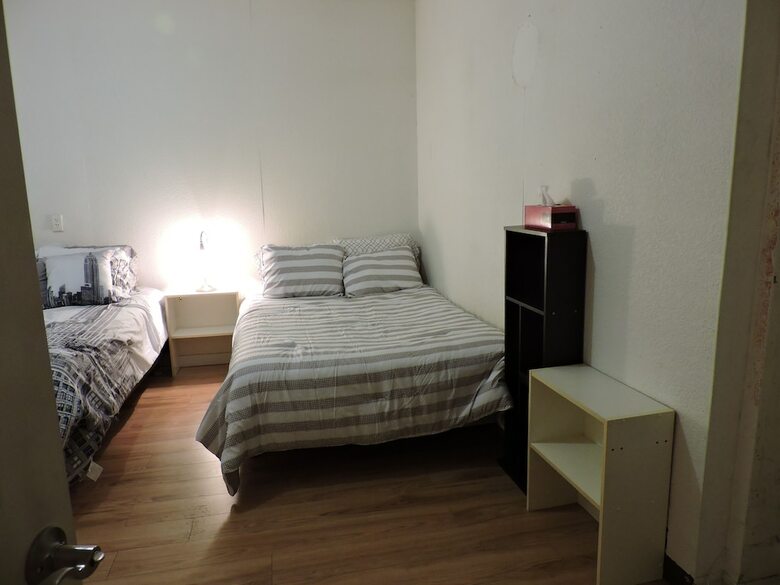 Apartment On Lambert Street