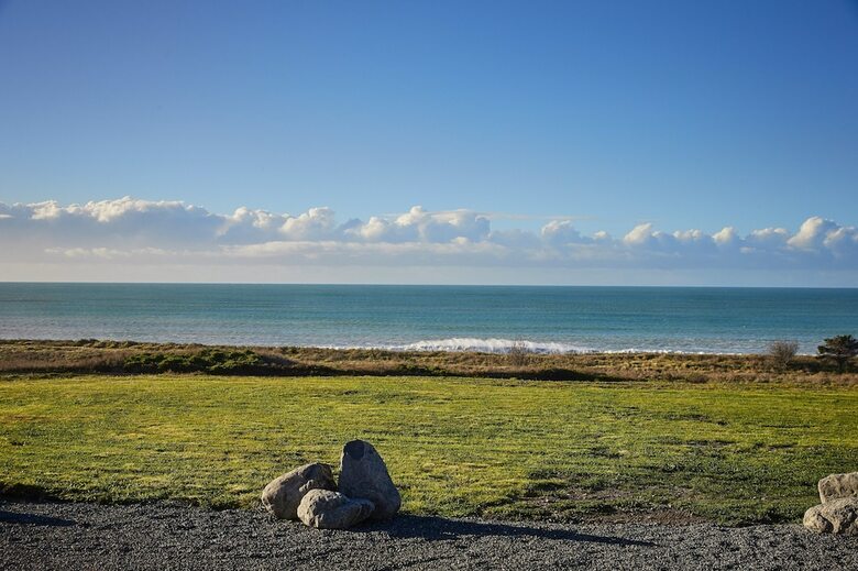 Cabana Glenburn Coastal Retreat - Adults Only
