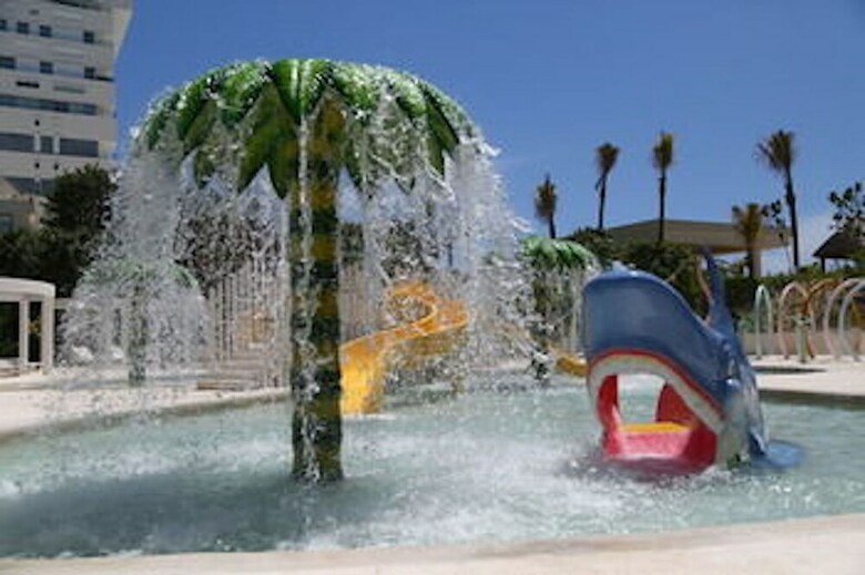 Ocean Front Condo In Hotel Zone
