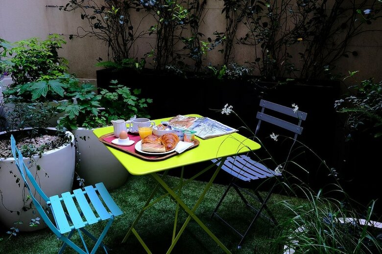 Hotel H�tel De Flore