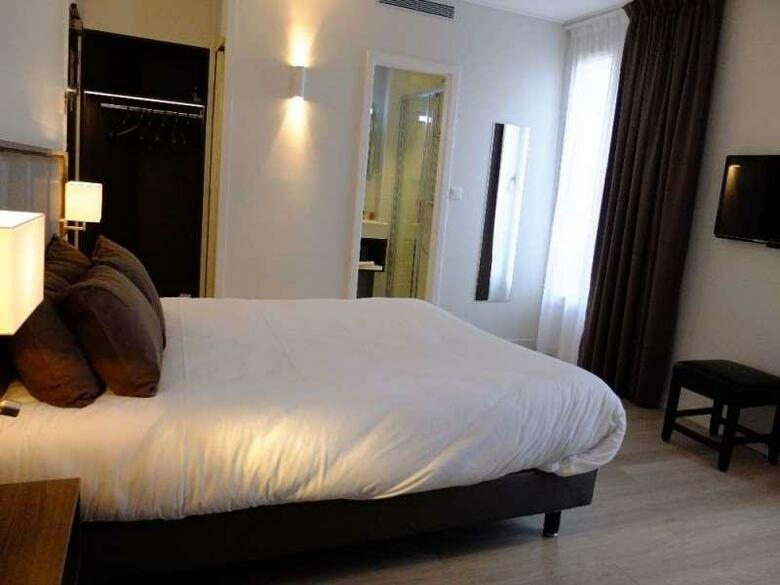 Hotel H�tel De Flore