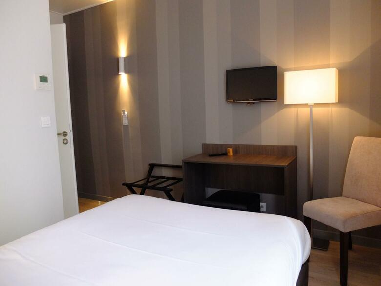 Hotel H�tel De Flore