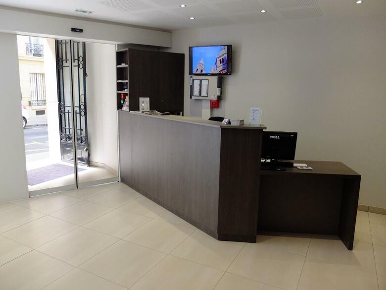 Hotel H�tel De Flore