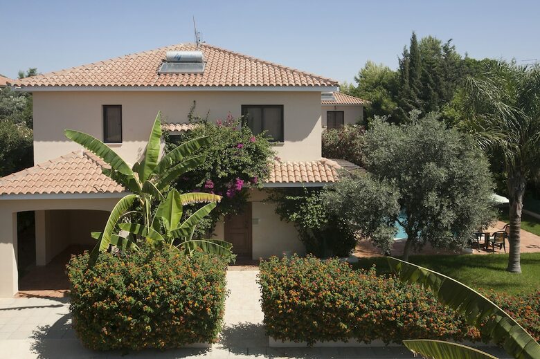 Reginas Exclusive Villas