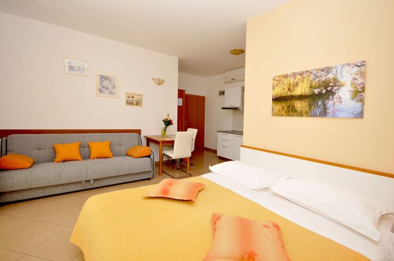 Hotel Apartmani Trogir