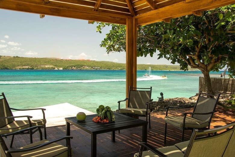 Villa Seagrapes 5br By Jamaican Treasures