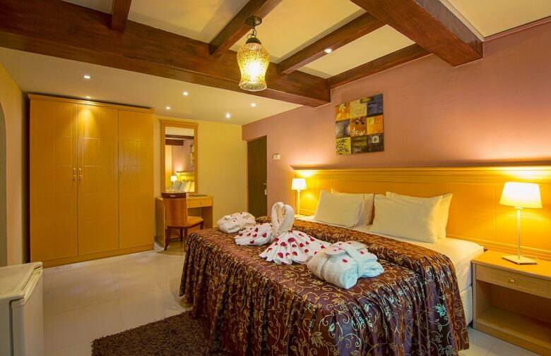 Mutrah Hotel