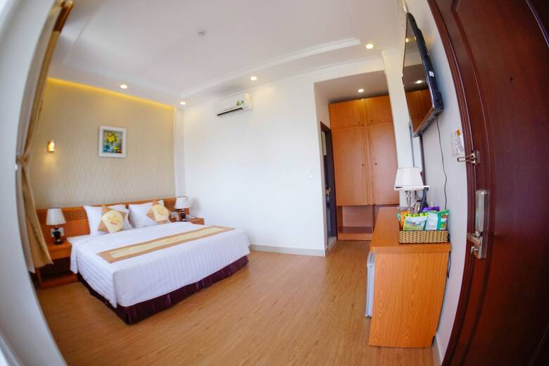 Nu Hoang Hotel