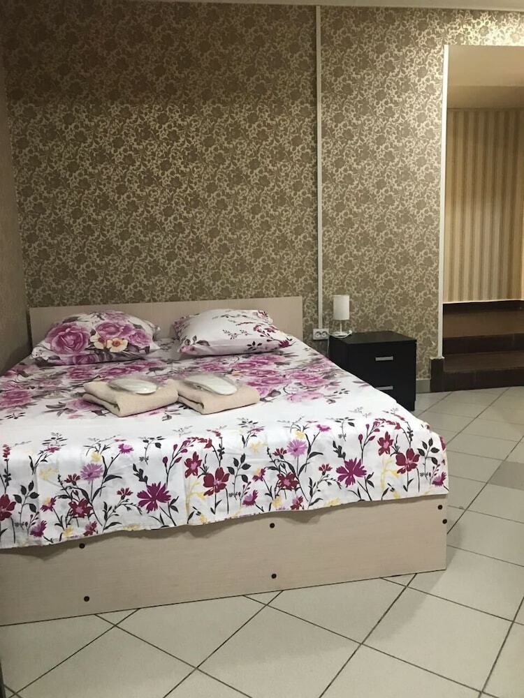 Mini Hotel Rica