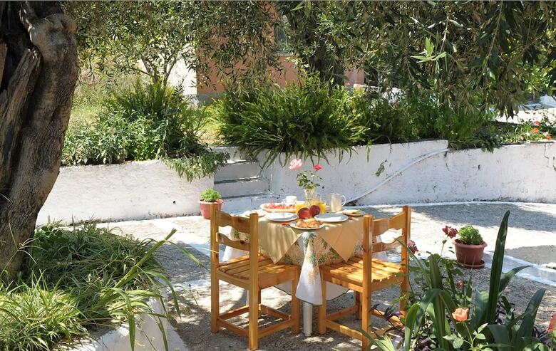 Passas Mare Apartments & Studios