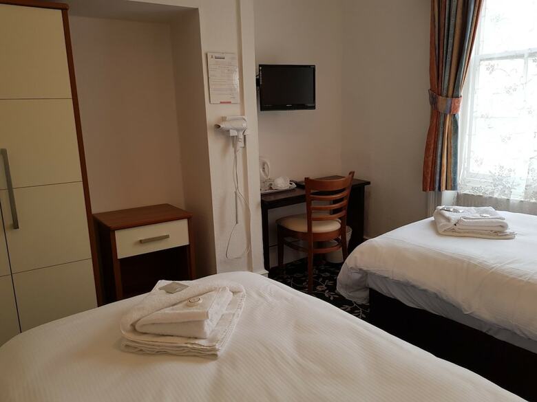 Hotel Andorra Guest Accommodation
