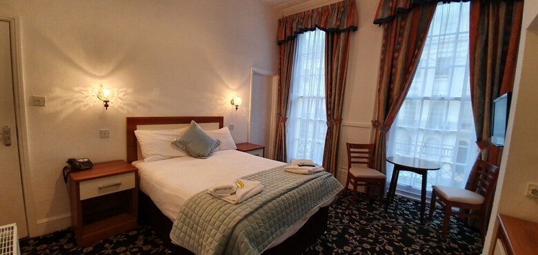 Hotel Andorra Guest Accommodation