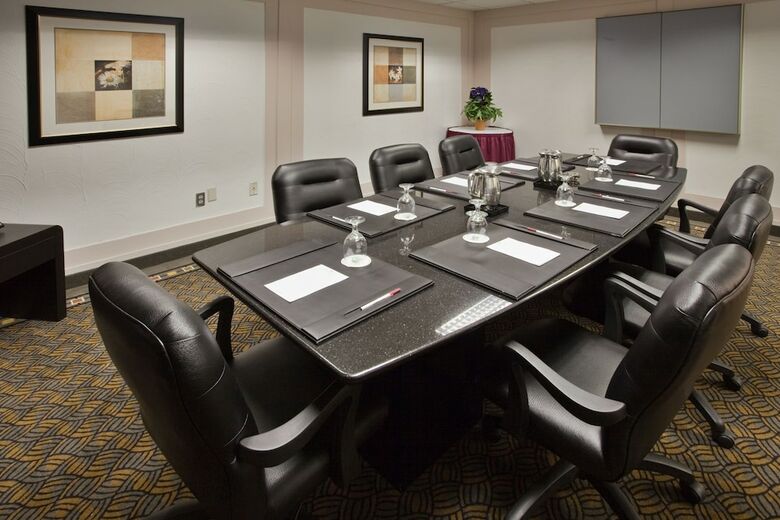 Hotel Crowne Plaza Virginia Beach Town Center