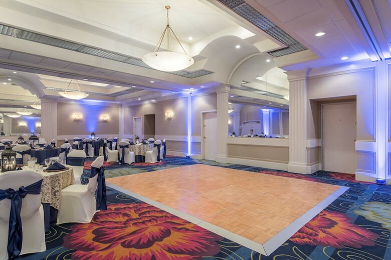Hotel Crowne Plaza Virginia Beach Town Center