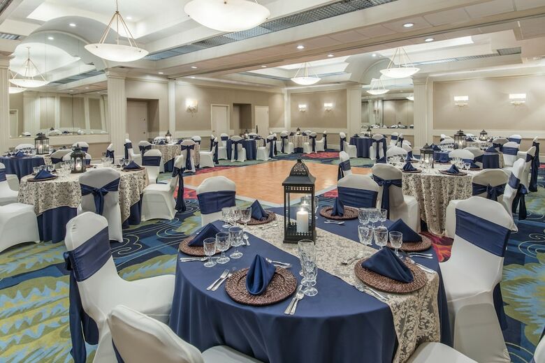Hotel Crowne Plaza Virginia Beach Town Center