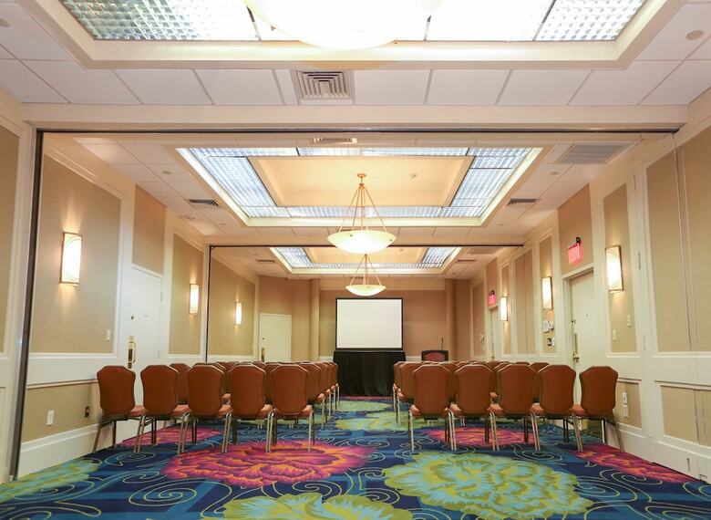 Hotel Crowne Plaza Virginia Beach Town Center