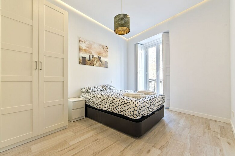 Brand New Apartment Next To Puerta Del Sol