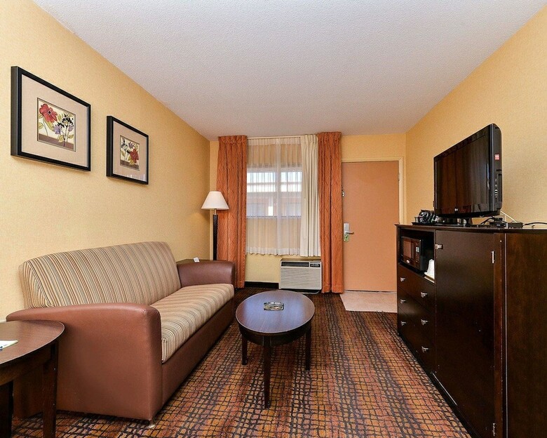 Hotel Quality Suites