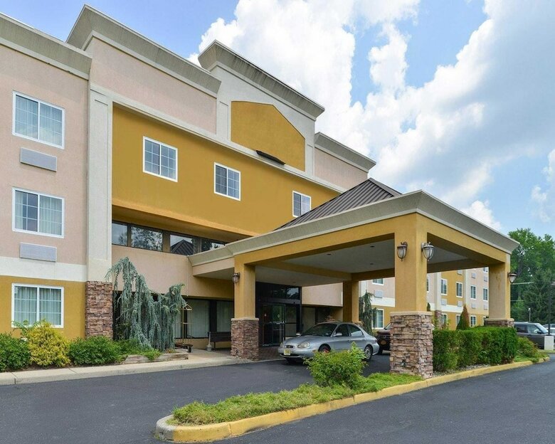 Hotel Quality Suites