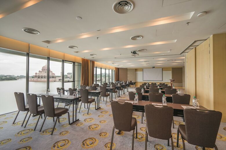 Hotel Zenith Putrajaya