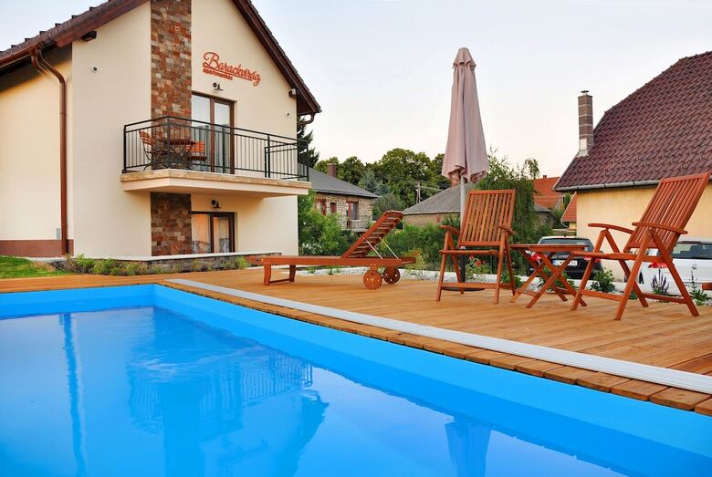 Barackvir�g Apartmanh�z