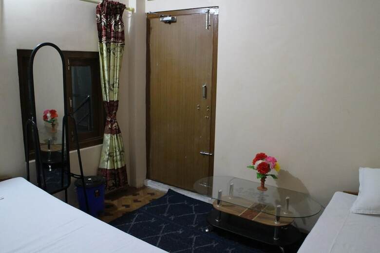 Bed & Breakfast Natures Treat Homestay