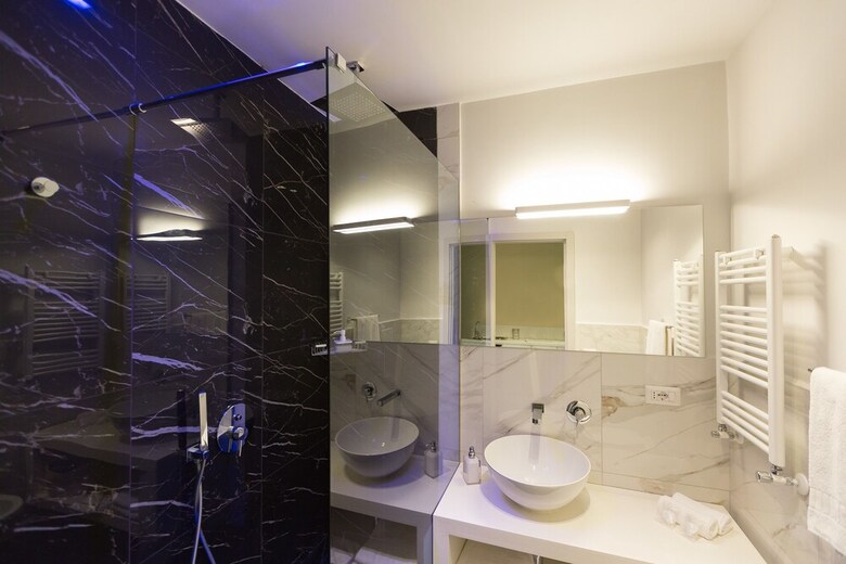 Hotel Tritone 125