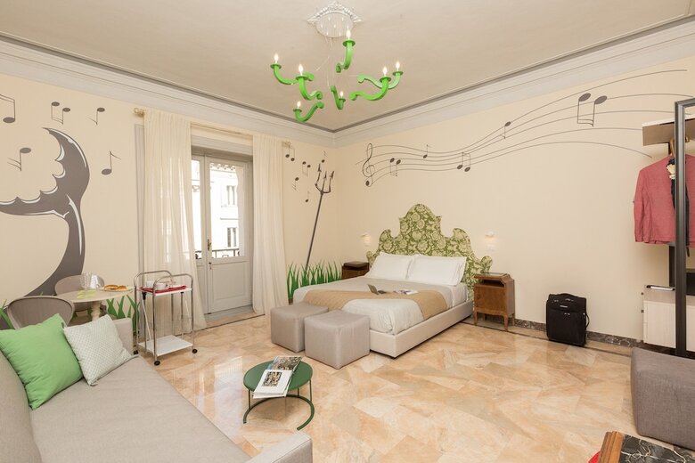 Hotel Tritone 125