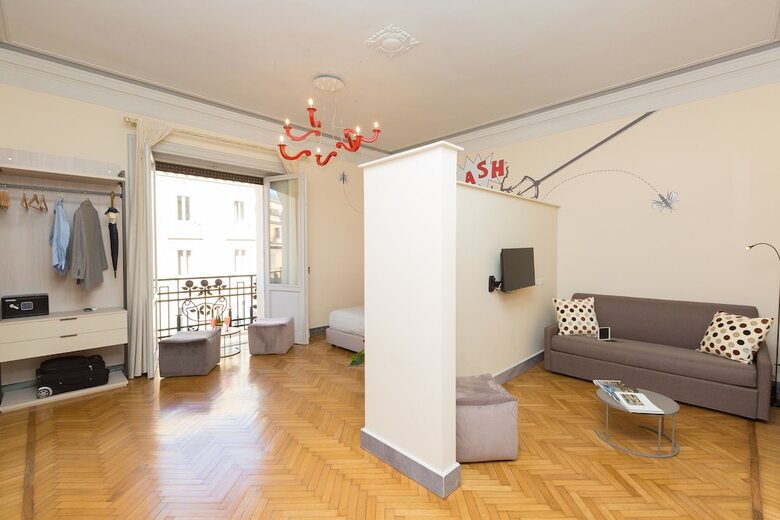 Hotel Tritone 125