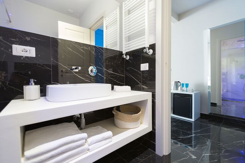 Hotel Tritone 125