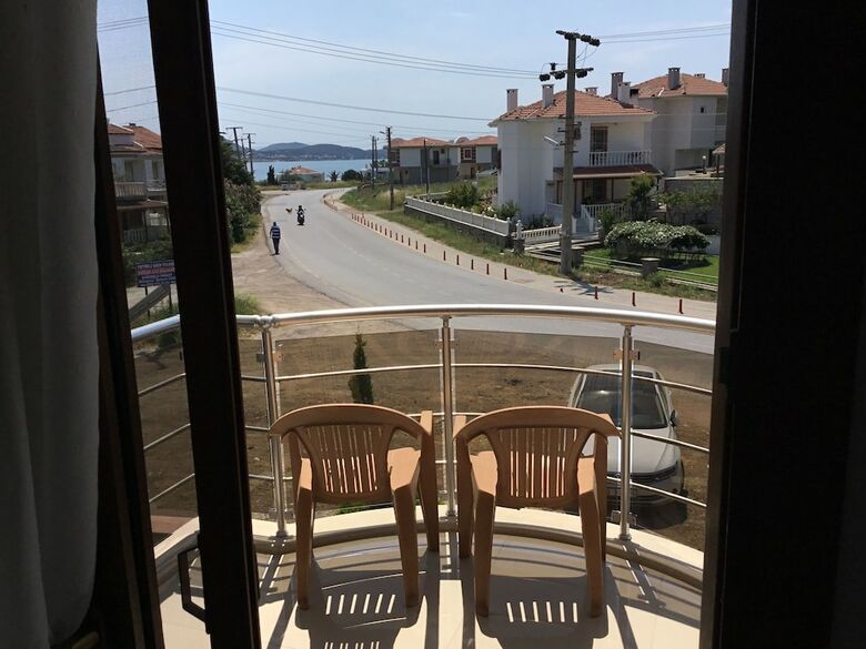 Cunda Demir Hotel