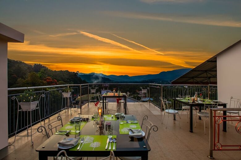 Hotel Sterling Thekkady