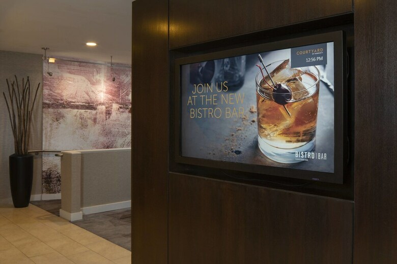 Hotel Courtyard By Marriott Nashville Airport