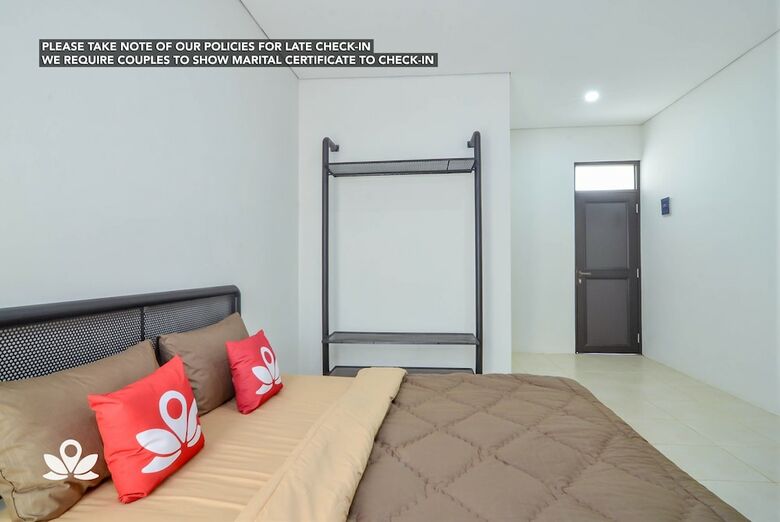 Hotel Zen Rooms Cilandak Kko Syariah